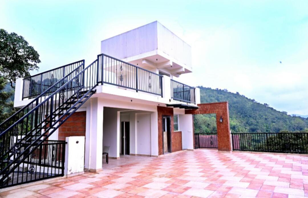 Coorg Vismaya Resort Madikeri Exterior foto